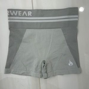 Ryderwear short short light grey size s